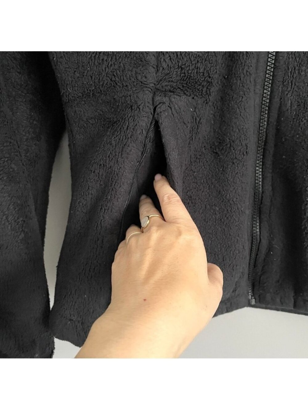 The North Face Black Osito Full Zip Fleece Jacket - Large - Picture 7 of 13